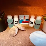 Bacus - Your Floating Hideaway In 보트호텔