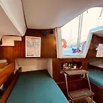 Bacus - Your Floating Hideaway In 보트호텔 리스본