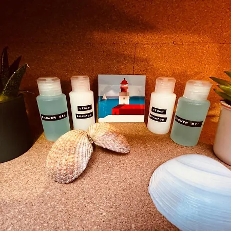 Bacus - Your Floating Hideaway In 보트호텔