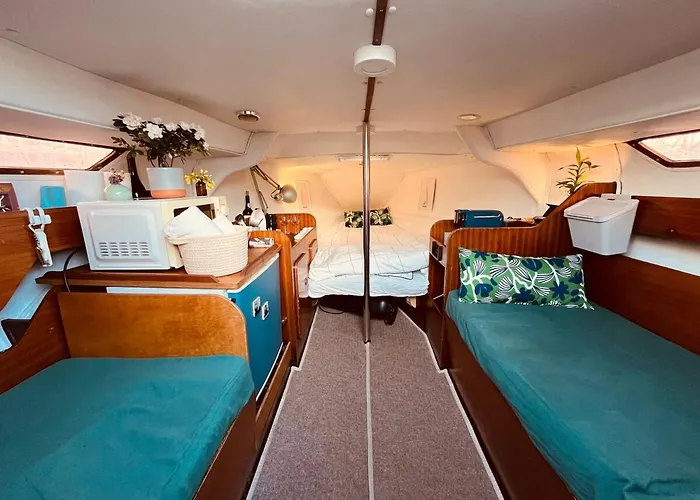 بوتيل Bacus - Your Floating Hideaway In Lisboa