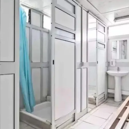 Bacus - Your Floating Hideaway In Hotel en barco Lisboa